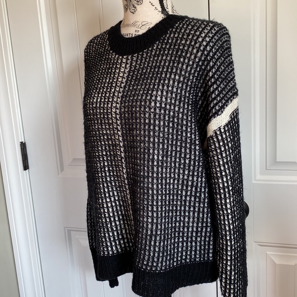 Window Pane Knit Sweater - Picture 3 of 7